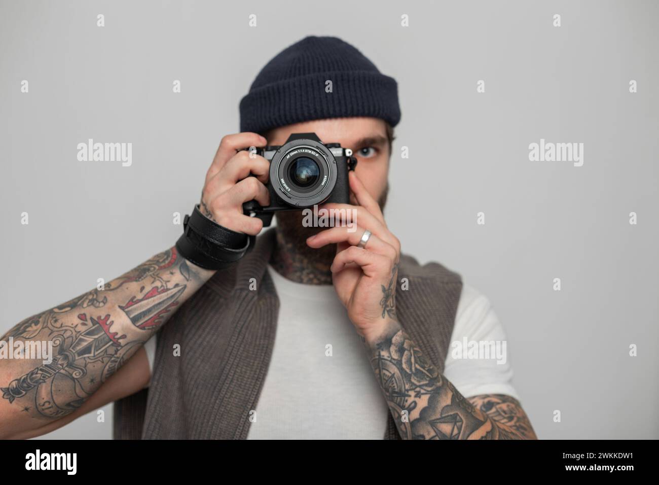 Professional hipster hi-res stock photography and images - Alamy