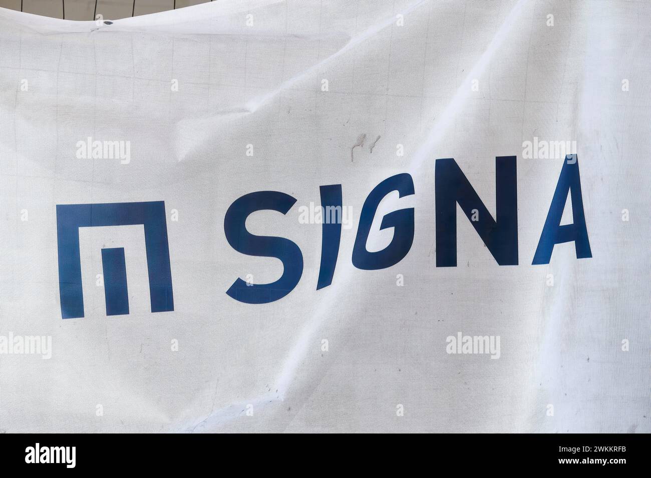 Düsseldorf 21.02.2024 Signa Holding Baustelle Carschhaus wird KaDeWe ...