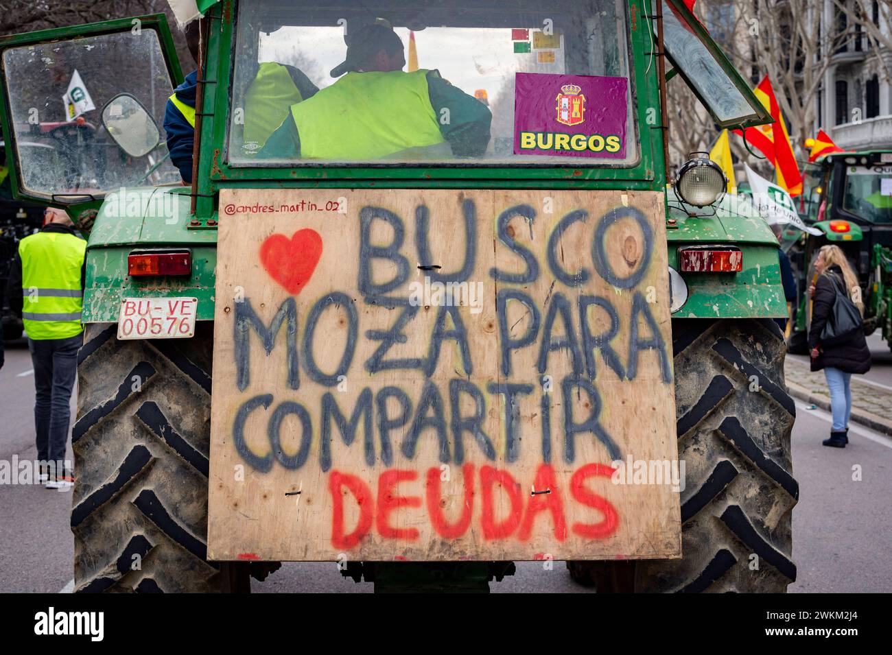 Spanish farmer demonstration in Madrid A protest sign is displayed on a tractor during the farmers demonstration in Madrid the protest, organized by Spanish trade unions, is focused on concerns over unfair competition from products originating outside the EU. Farmers are also unhappy about the meager profits derived from their crops and are critical of EU agricultural policy. Madrid Puerta de Alcala Madrid Spain Copyright: xAlbertoxGardinx AGardin 20240221 manifestacion tractores madrid 184 Stock Photo