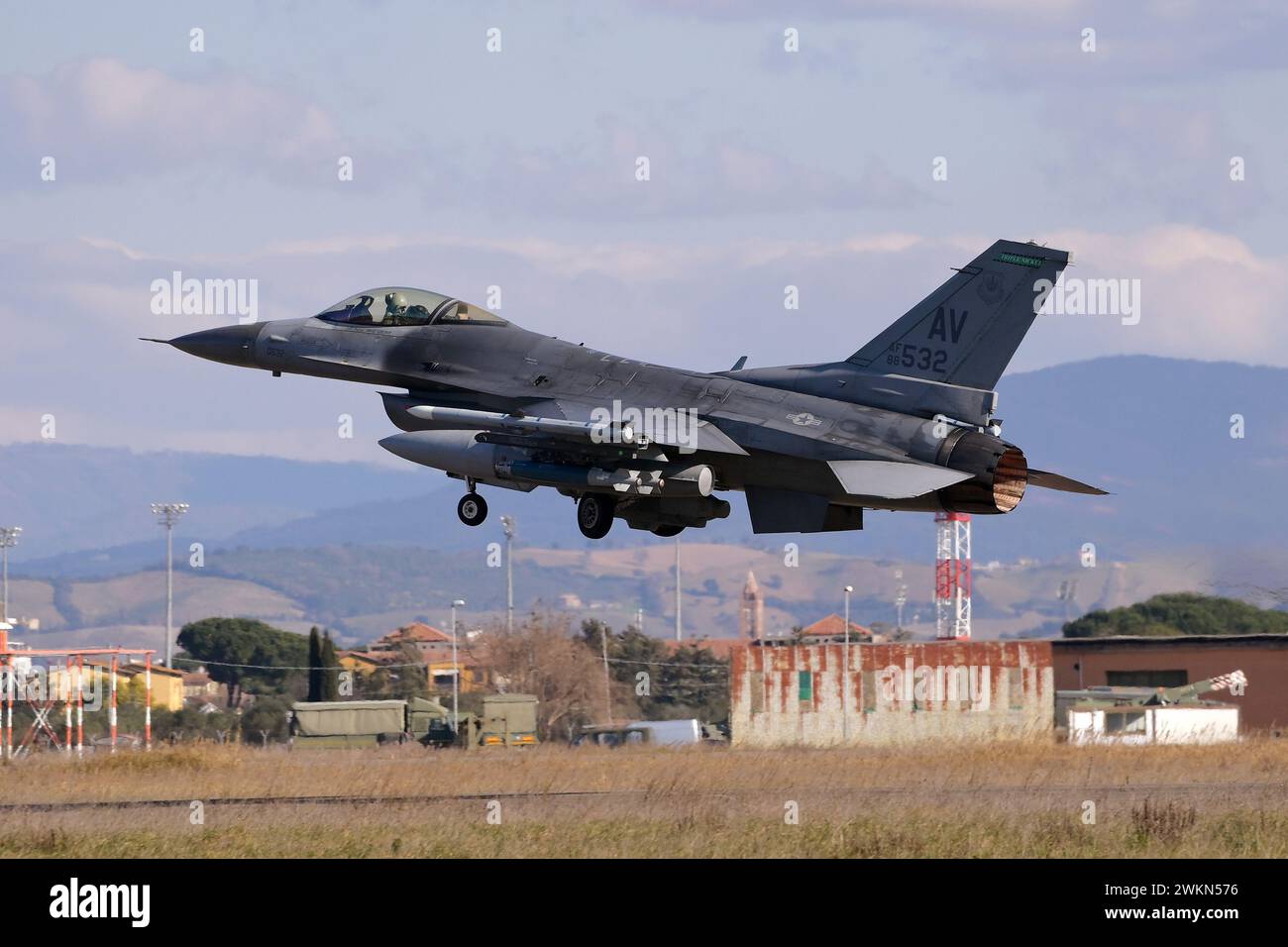 General dynamics f 16cm fighting falcon hi-res stock