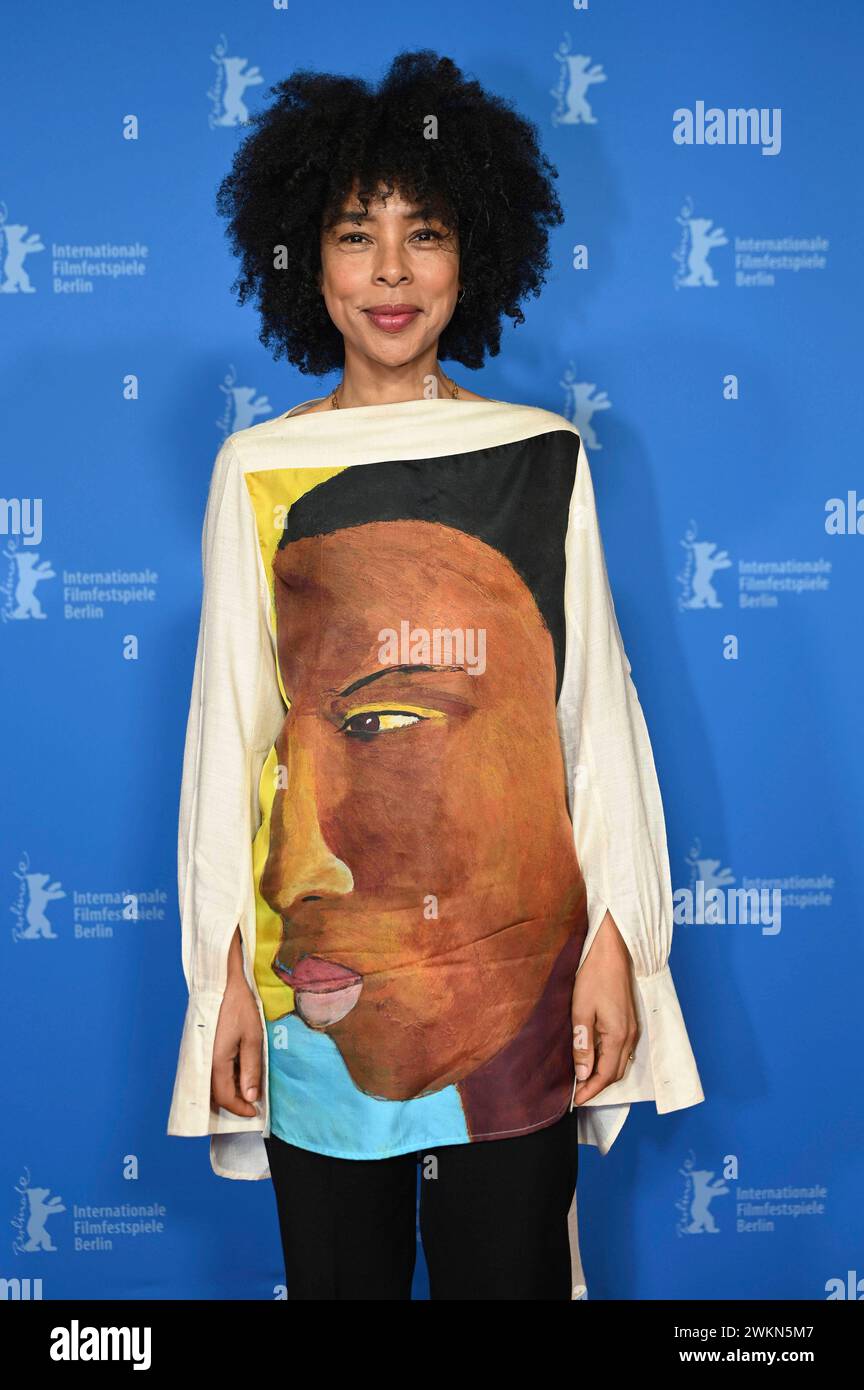 Sophie Okonedo bei der Premiere des Kinofilms Janet Planet auf der Berlinale 2024 / 74. Internationale Filmfestspiele Berlin im Zoo Palast. Berlin, 16.02.2024 *** Sophie Okonedo at the premiere of the feature film Janet Planet at the Berlinale 2024 74 Berlin International Film Festival at the Zoo Palast Berlin, 16 02 2024 Foto:xR.xHeinex/xFuturexImagex planet 4206 Stock Photo