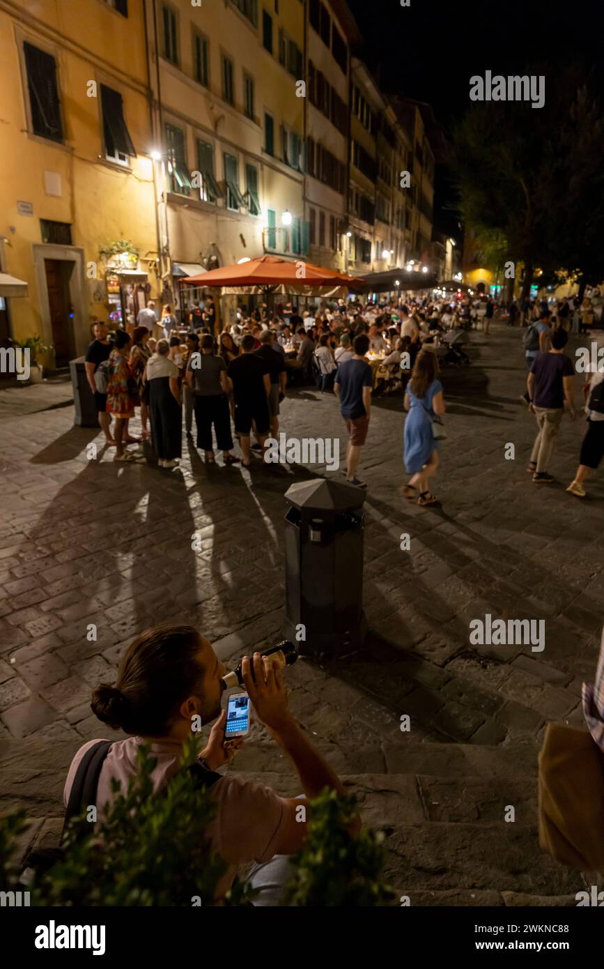 Night life in florence hi-res stock photography and images - Alamy