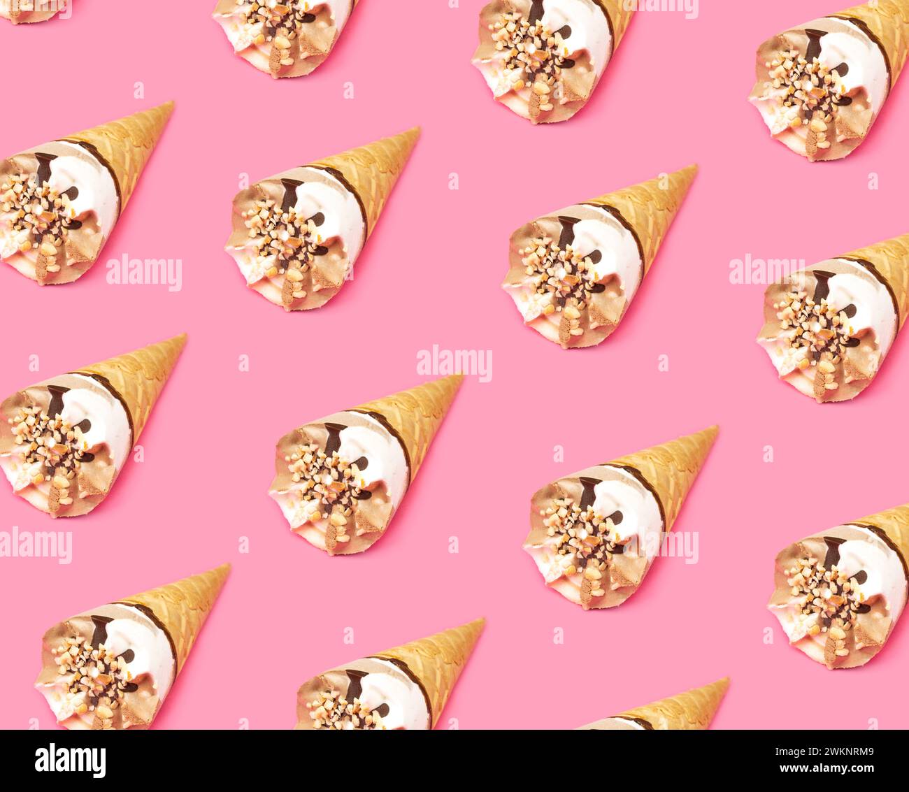 Vanilla ice cream pattern hi-res stock photography and images - Alamy