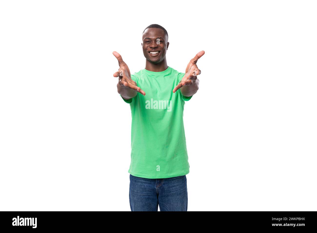 Man wearing plain white t shirt hi-res stock photography and images - Alamy