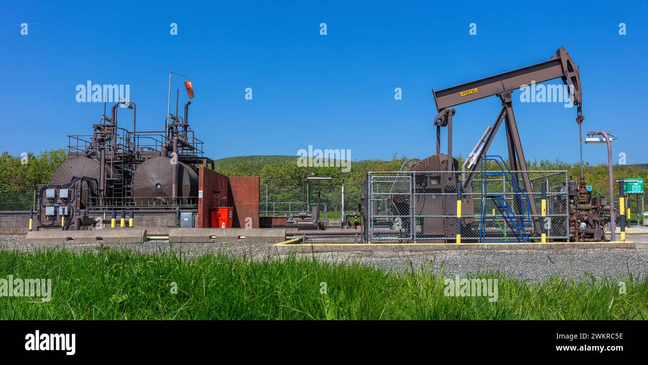 oil well drilling kimmeridge bay dorset england uk Stock Photo