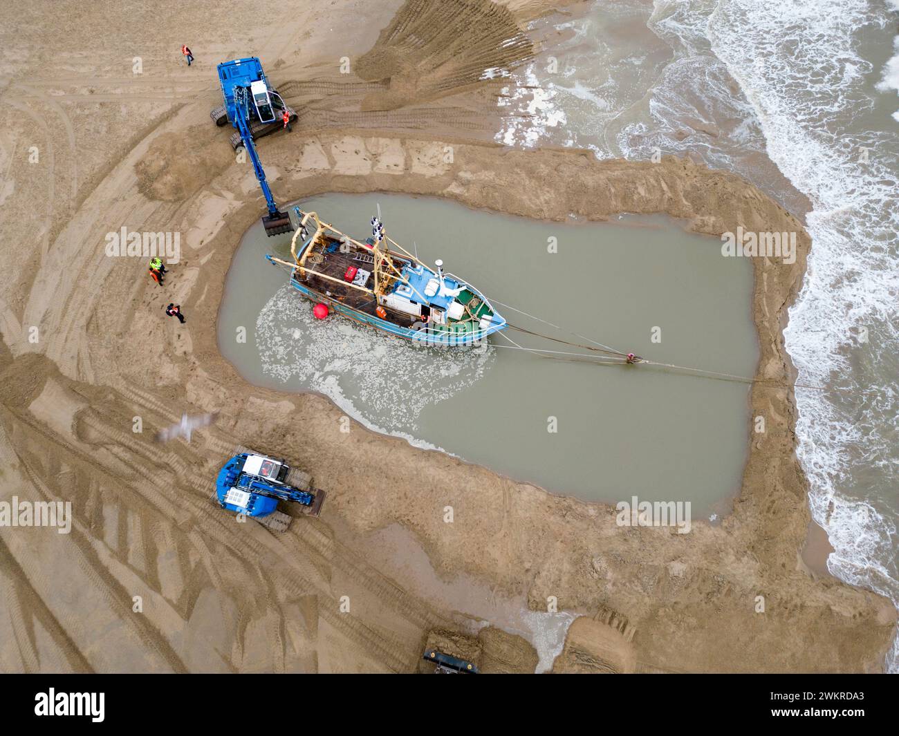 Aerial rescue operations hi-res stock photography and images - Alamy