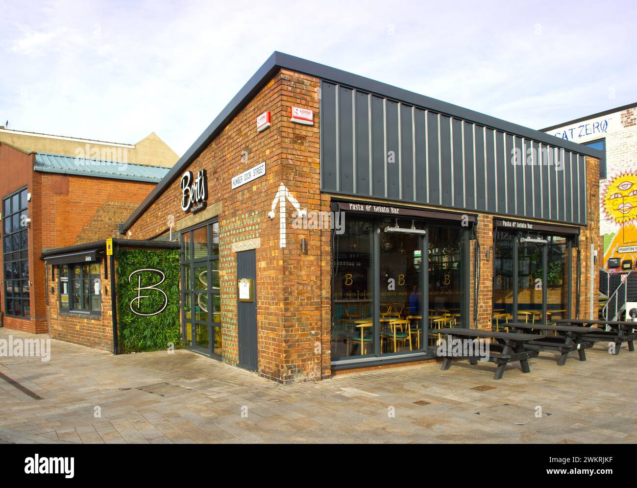 The new Marina area at Hull, Yorkshire, UK and Bert's restaurant Stock Photo