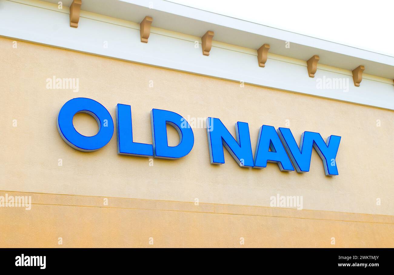 Ocala, Florida February 20, 2024 Old Navy is a global apparel and accessories brand that makes current American essentials accessible to every family. Stock Photo