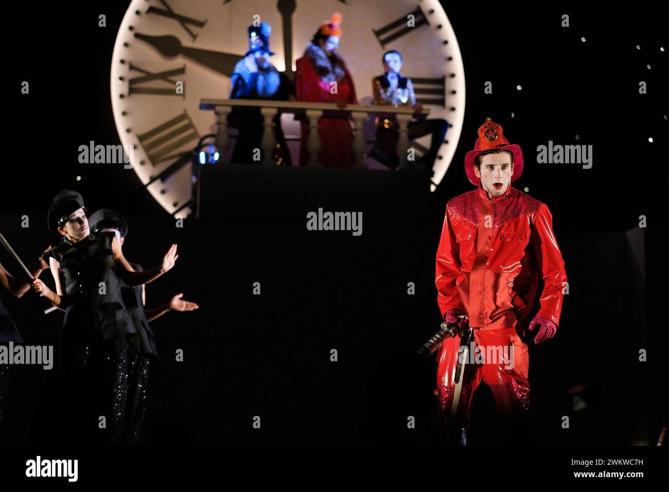H Actor Actors perform during the presentation of the opera 'EL AÑO PASADO POR ...