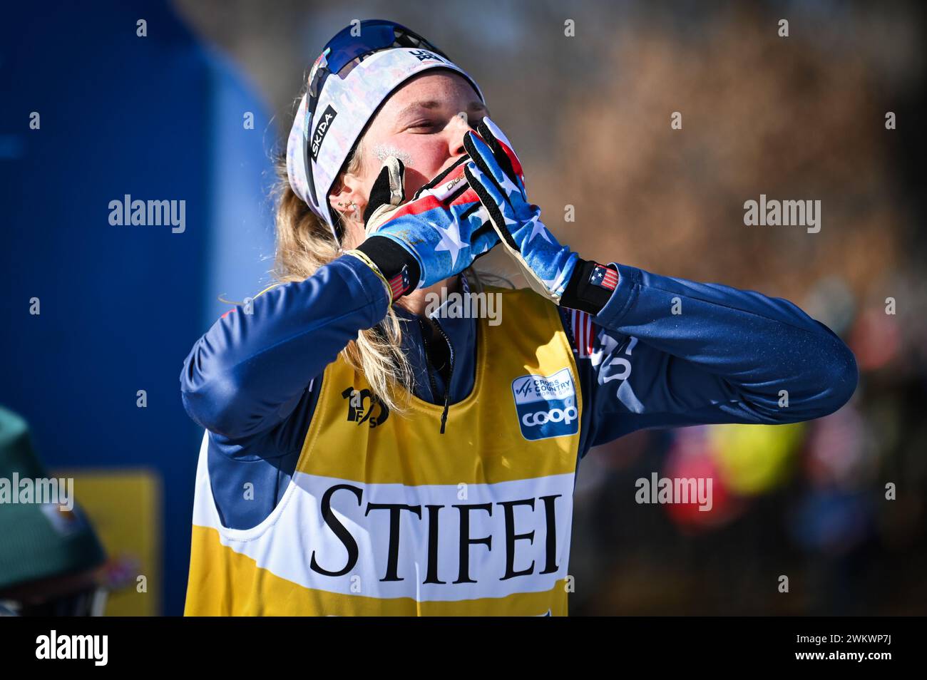 American Jessie Diggins throws kisses to the crowd after a FIS world cup race at Theodore Wirth Regional Park in Minneapolis, MN, USA. Stock Photo
