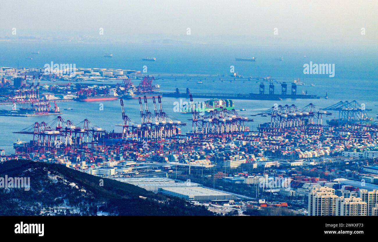 QINGDAO, CHINA - FEBRUARY 23, 2024 - A cargo ship loaded with ...