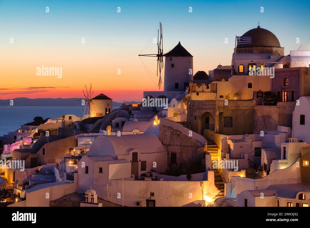 View Of Oia At Sunset Santorini Cyclades Greece Stock Photo Alamy view-of-oia-at-sunset-santorini-cyclades-greece-stock-photo-alamy