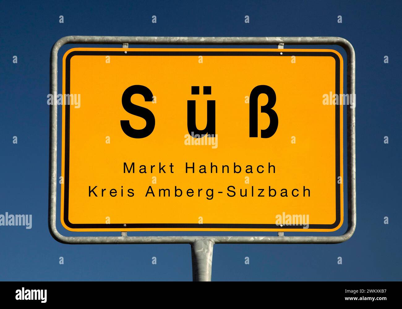 Town sign Suess, district of Markt Hahnbach, district of Amberg-Sulzbach, Bavaria, Germany Stock Photo