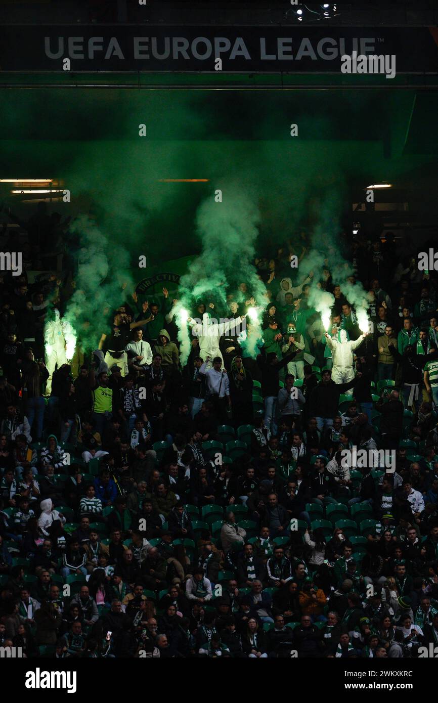 Lisbon, Portugal. 22nd Feb, 2024. Sporting CP fans seen during the UEFA Europa League Play-off 2nd leg football match between Sporting CP and BSC Young Boys a tEstadio Jose Alvalade. Final Score: Sporting CP 1:1 BSC Young Boys Credit: SOPA Images Limited/Alamy Live News Stock Photo