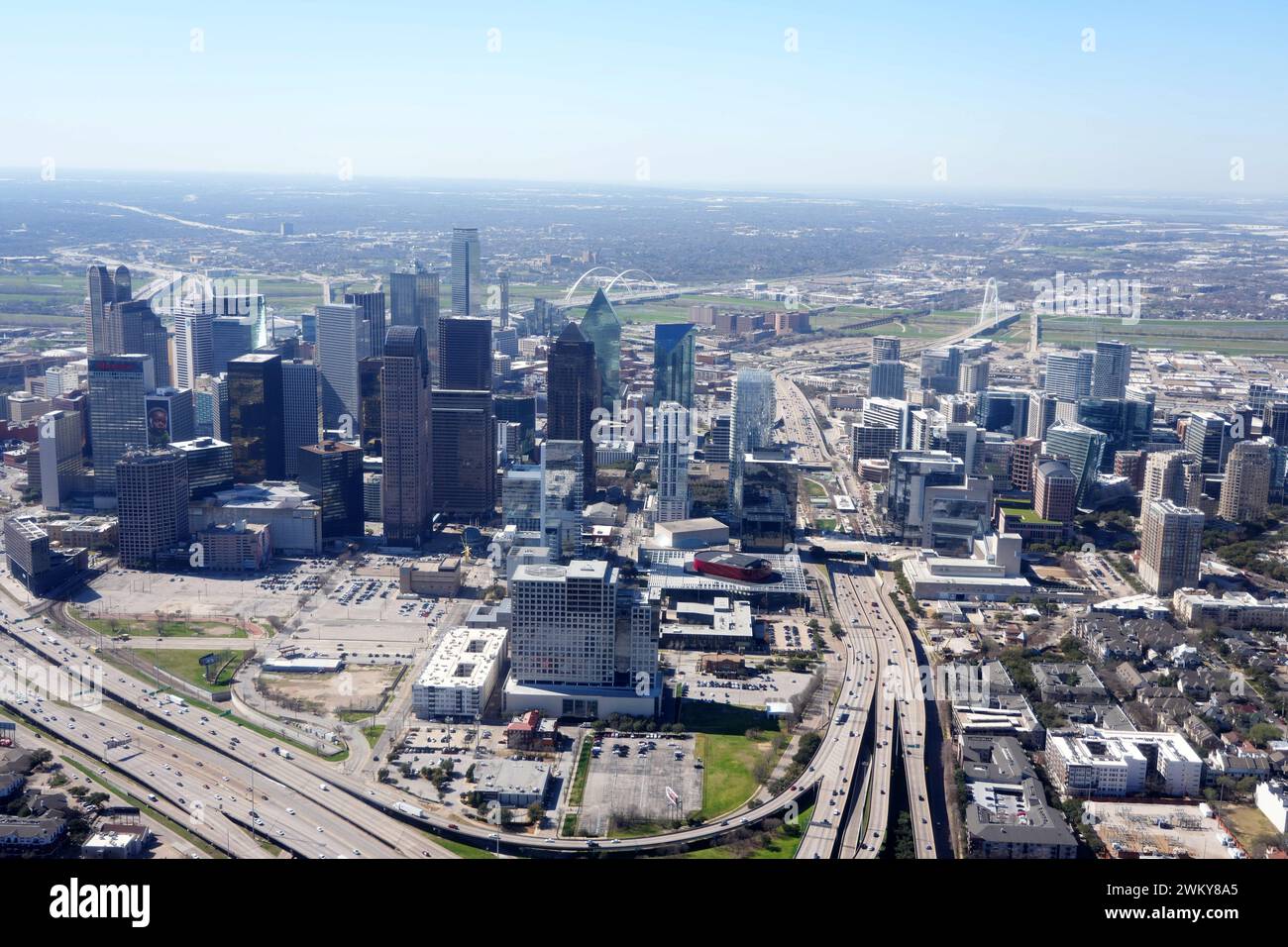 Aerial skyline in downtown dallas hi-res stock photography and images ...