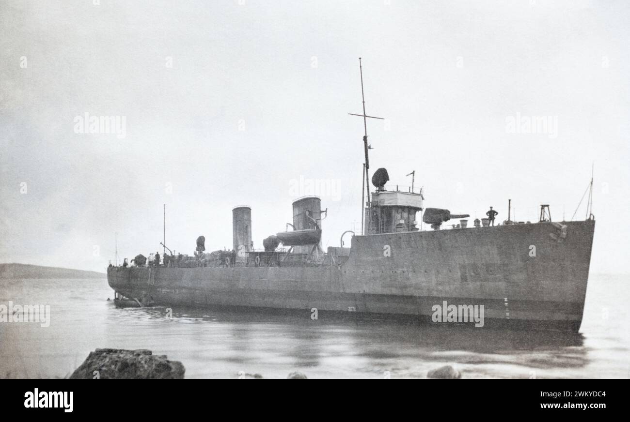The Royal Navy Lclass destroyer HMS Laverock run aground in the Firth
