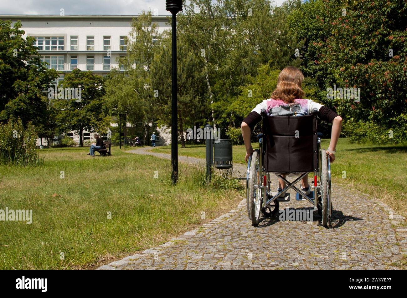 Jung im Rollstuhl Stock Photo
