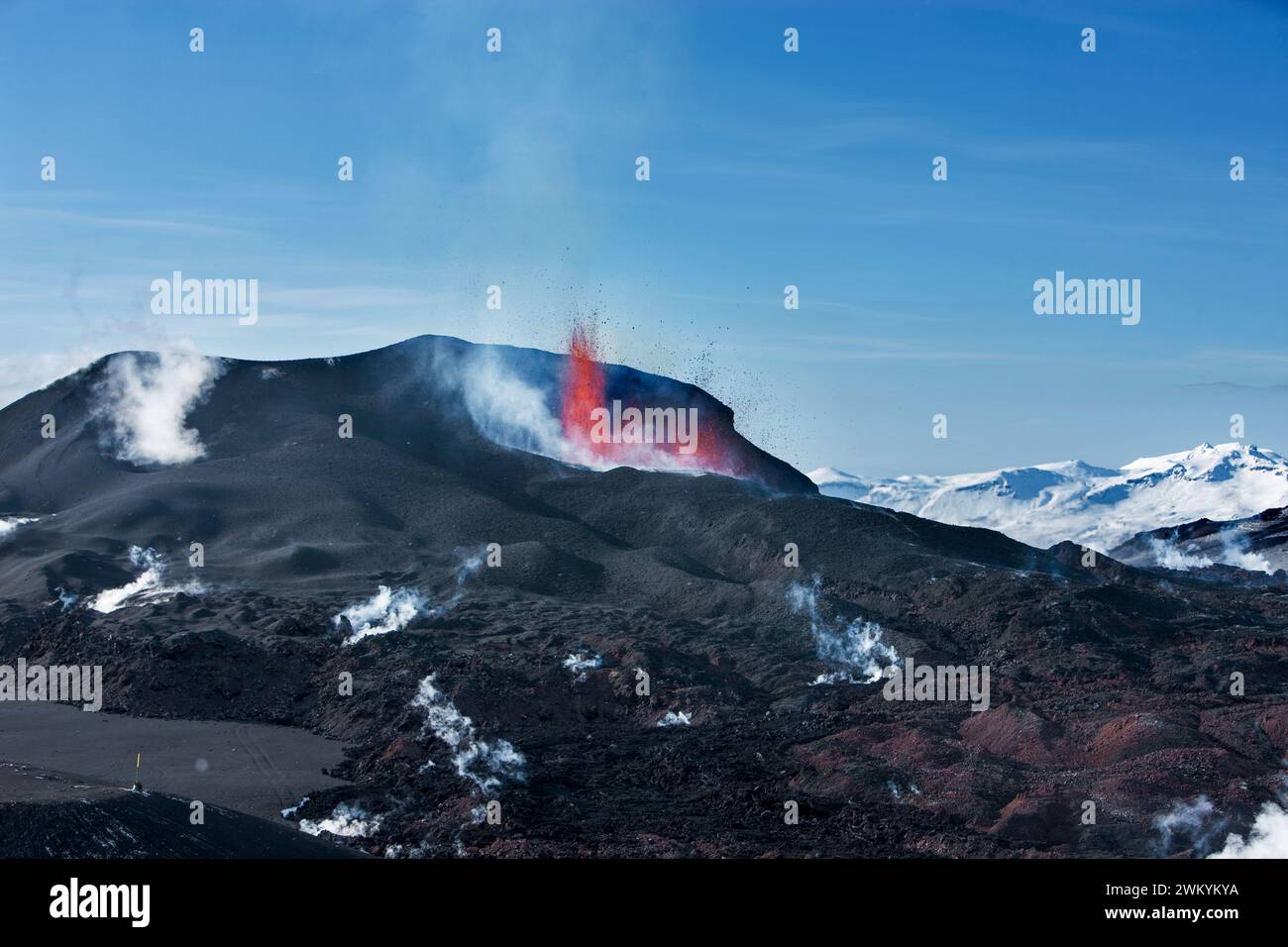 2010 Volcanic eruption in Fimmvörðuháls in the Icelandic high Stock Photo