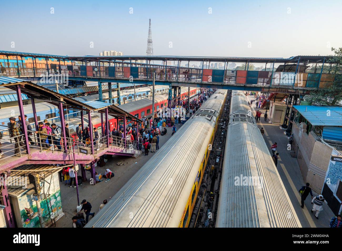 new-delhi-railway-station-india-stock-photo-alamy