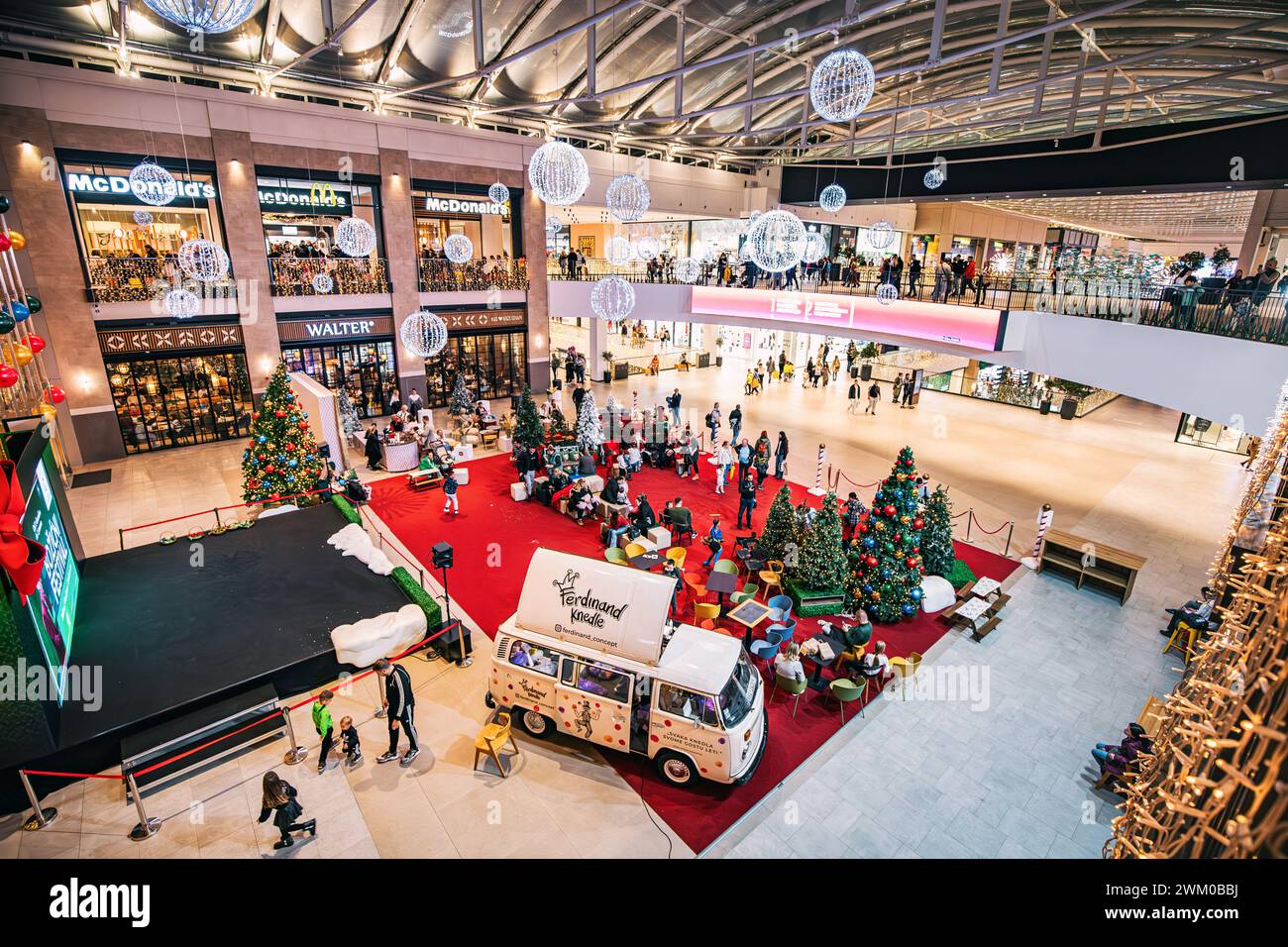 02 January 2024, Belgrade, Serbia: joyful crowds at Belgrade's bustling