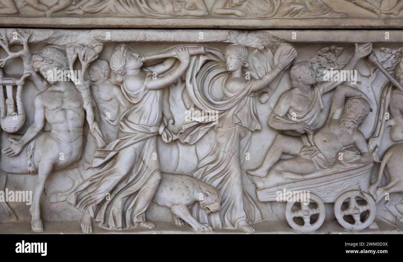 Roman sarcophagus. Dionysiac ceremonial procession. Mable. 160-180 AD. Tomb on via Aurelia Antica, Rome. National Roman Museum (Baths of Diocletian). Stock Photo