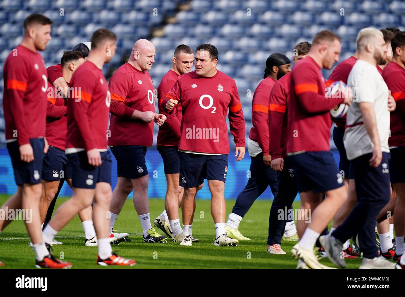 Captain of the scottish rugby team hi-res stock photography and images ...