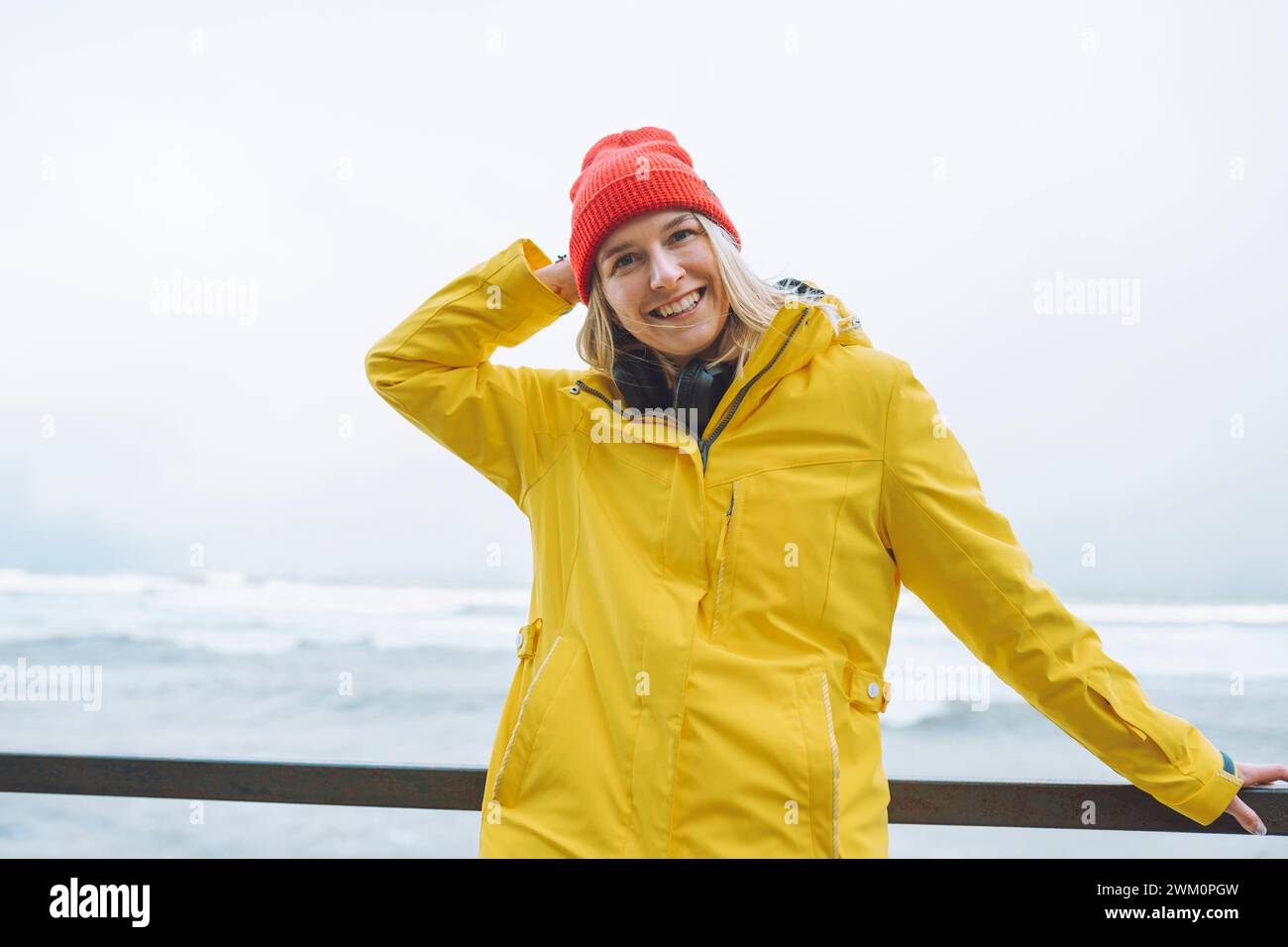 Woman wearing winter jacket hi-res stock photography and images - Alamy