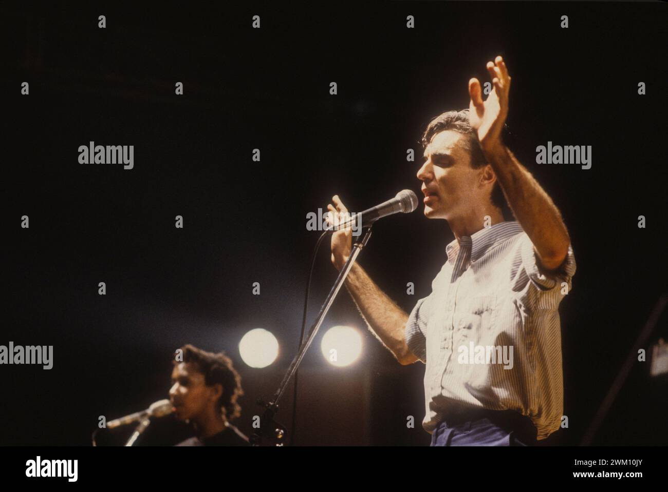 3824380 David Byrne; (add.info.: Bologna, 1981. David Byrne performing with the Talking Heads / Bologna, 1981. David Byrne in concerto con i Talking Heads); © Marcello Mencarini. All rights reserved 2024. Stock Photo