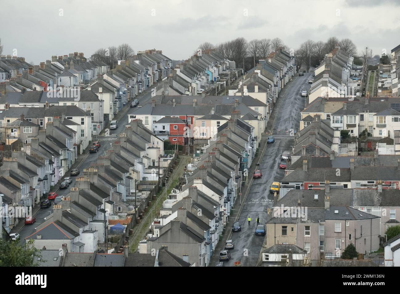 Empty streets after homes were evacuated when a suspected Second World ...
