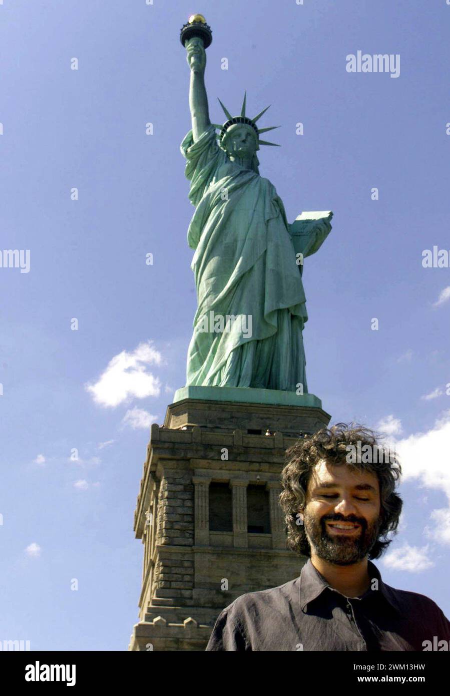 Statue of liberty new jersey park hi-res stock photography and images -  Page 3 - Alamy, image size:899x1390