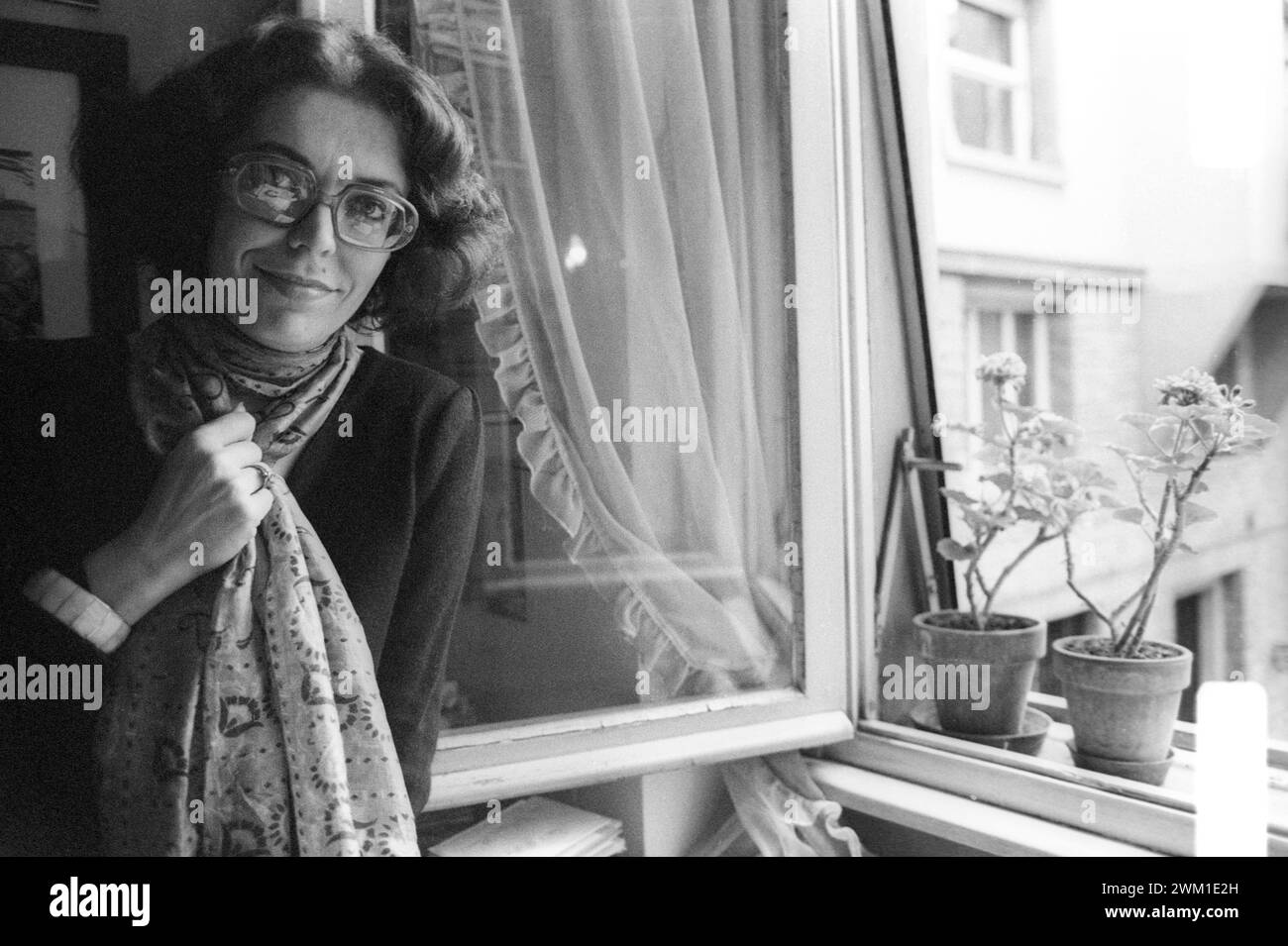 4067778 Italian poet Mariella Bettarini in her home (1980) (photo); (add.info.: Mariella Bettarini in her home La poetessa Mariella Bettarini nella sua casa (1980)); © Marcello Mencarini. All rights reserved 2024. Stock Photo