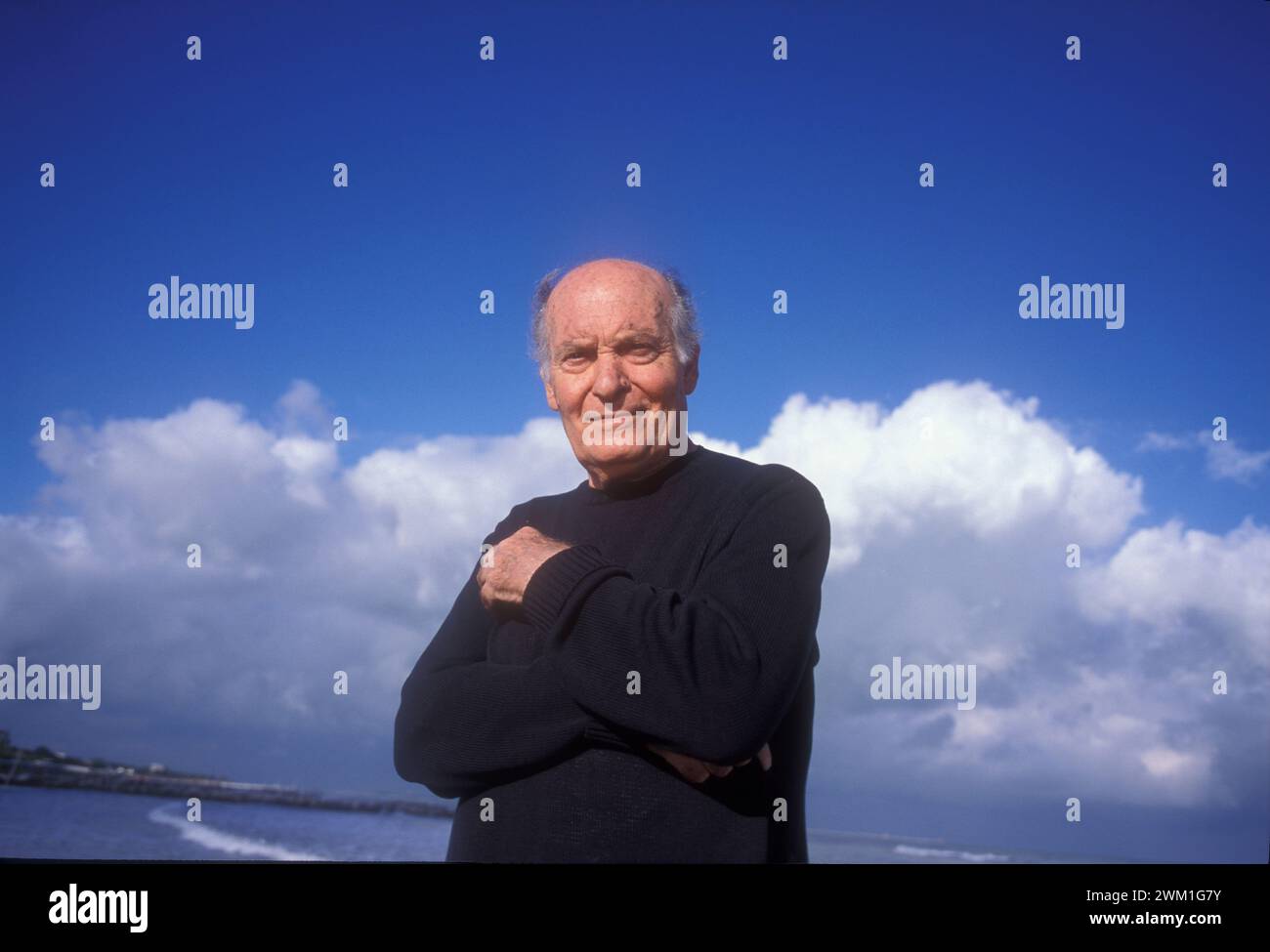 Tu ridi hi-res stock photography and images - Alamy