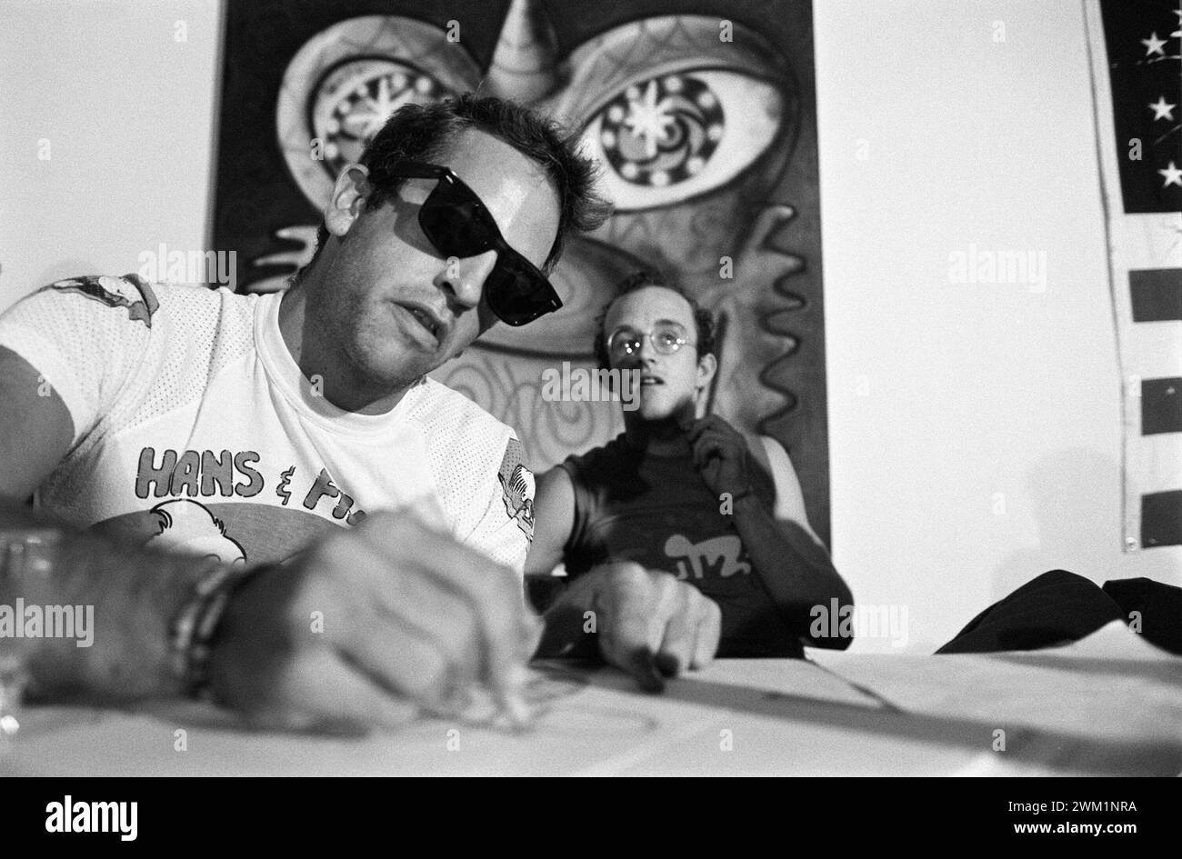 MME4697267 Artists KENNY SCHARF and KEITH HARING, Pisa 1989/KENNY ...