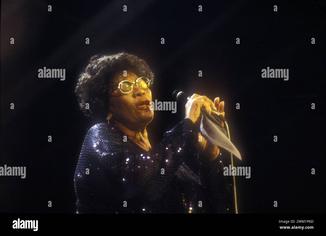 MME4700824 Jazz singer Ella Fitzgerald in concert in Viareggio around 1980; (add.info.: Jazz singer Ella Fitzgerald in concert in Viareggio around 1980); © Marcello Mencarini. All rights reserved 2023. Stock Photo