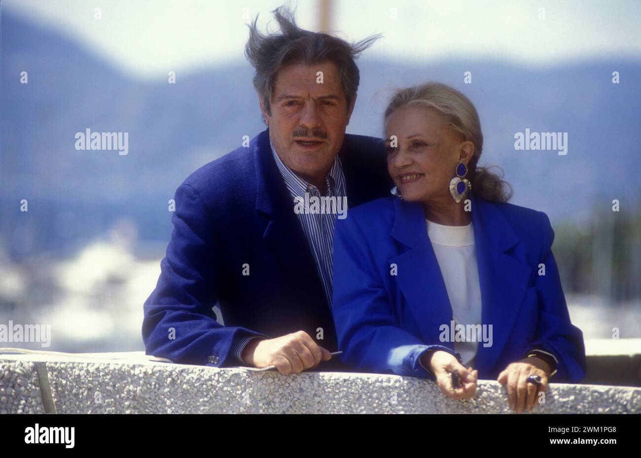 MME4703482 Comedians Marcello Mastroianni and Jeanne Moreau at the Cannes Film Festival in 1991.; (add.info.: Comedians Marcello Mastroianni and Jeanne Moreau at the Cannes Film Festival in 1991.); © Marcello Mencarini. All rights reserved 2023. Stock Photo