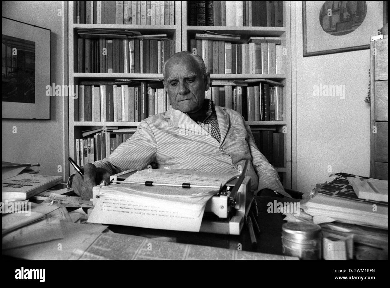 MME4713288 Italian writer ALBERTO MORAVIA in his house, Rome 1979 ...