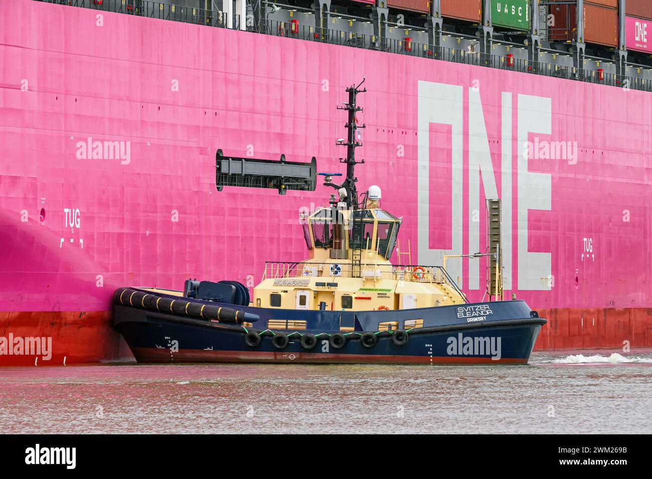Svitzer Eleanor is a Damen RSD 2513 tug based at the Port of Southampton. Stock Photo