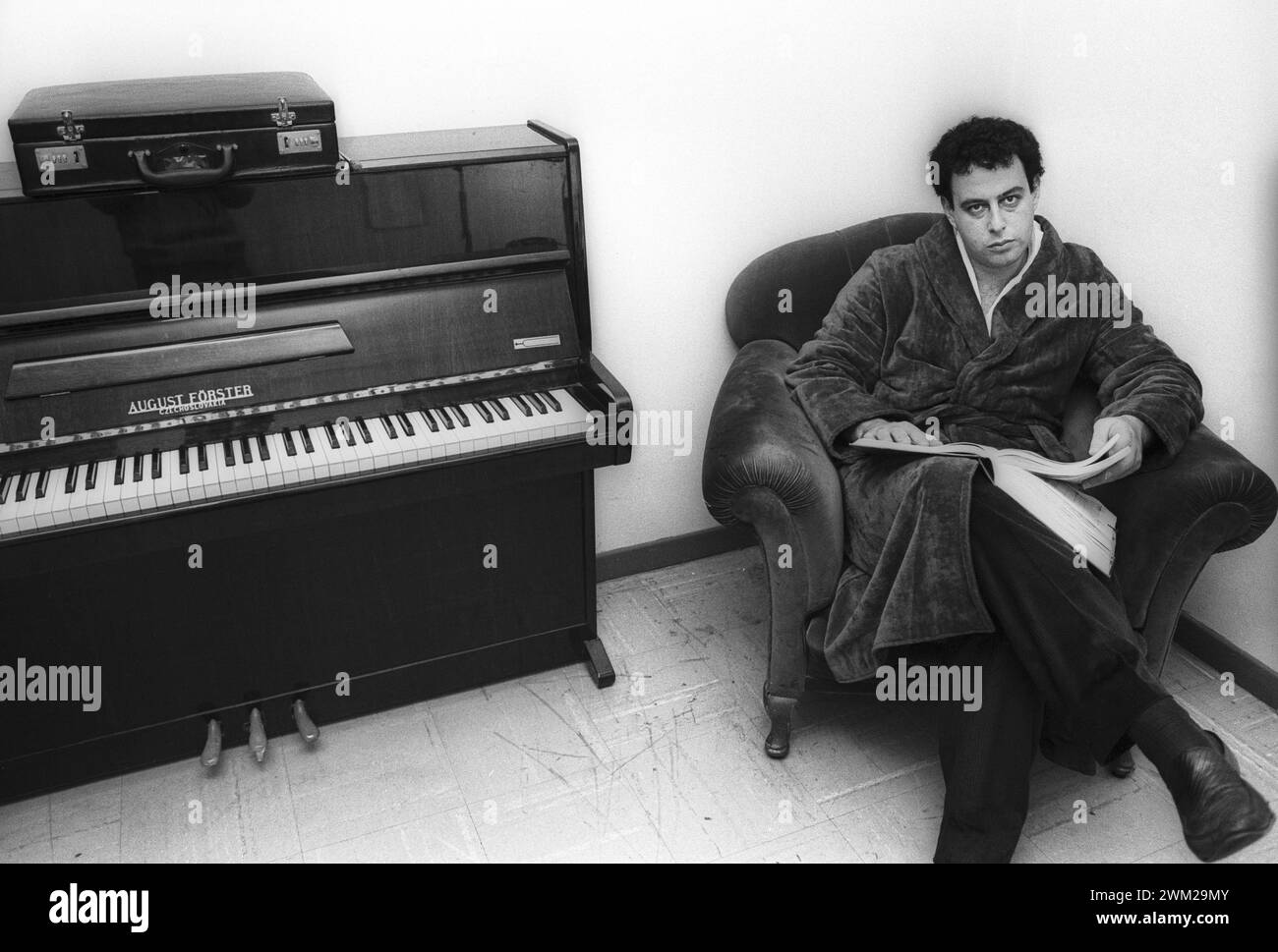 Orchestra israeliani Black and White Stock Photos & Images - Alamy