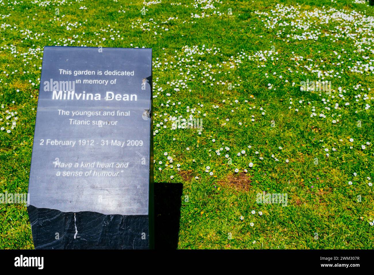 Millvina Dean Memorial Garden. Eliza Gladys Dean, known as Millvina Dean was the last living survivor of the sinking of the RMS Titanic Southampton, H Stock Photo