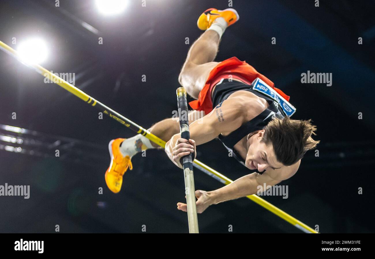 Berlin, Germany. 23rd Feb, 2024. Athletics Istaf Indoor, men's pole vault, MercedesBenz Arena