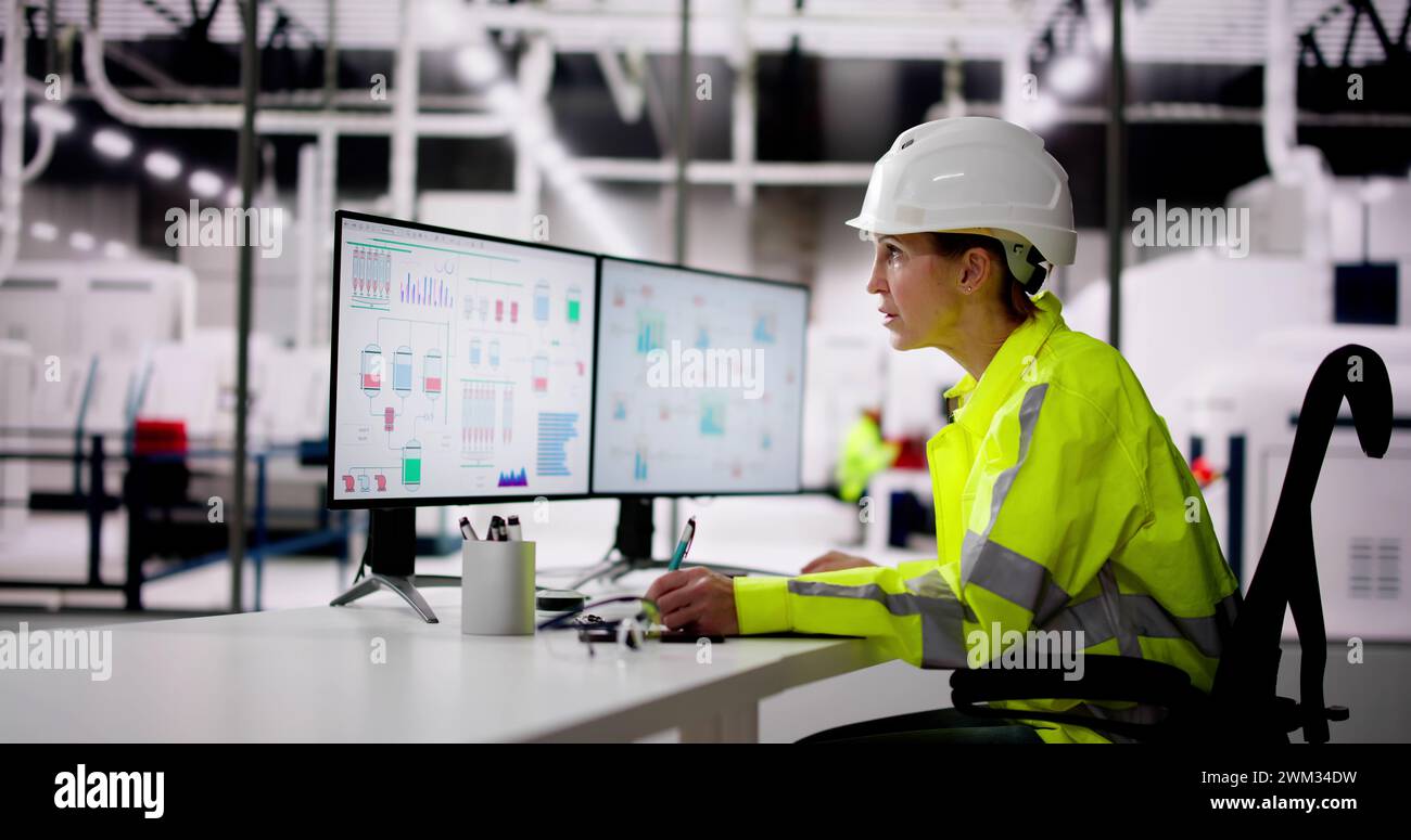 Engineer Operator Using SCADA System At Industrial Plant Stock Photo ...