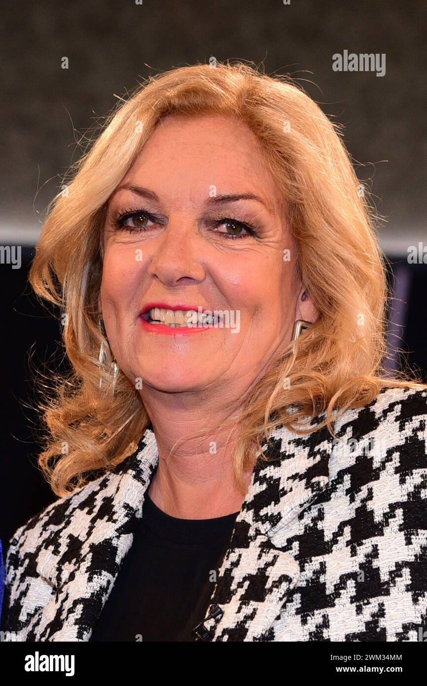 Bettina Tietjen Hi Res Stock Photography And Images Alamy Bettina Tietjen Hi Res Stock Photography And Images Alamy
