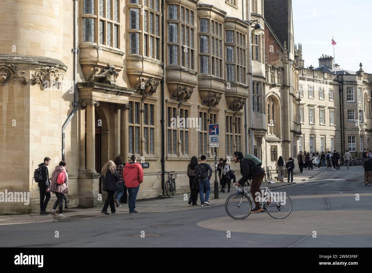 Around the University city of Oxford UK. Oxford Martin School Corner of Catte St and Holywell St Stock Photo