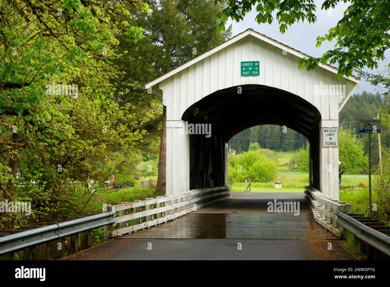 Earnest Covered Bridge, Lane County, Oregon Stock Photo