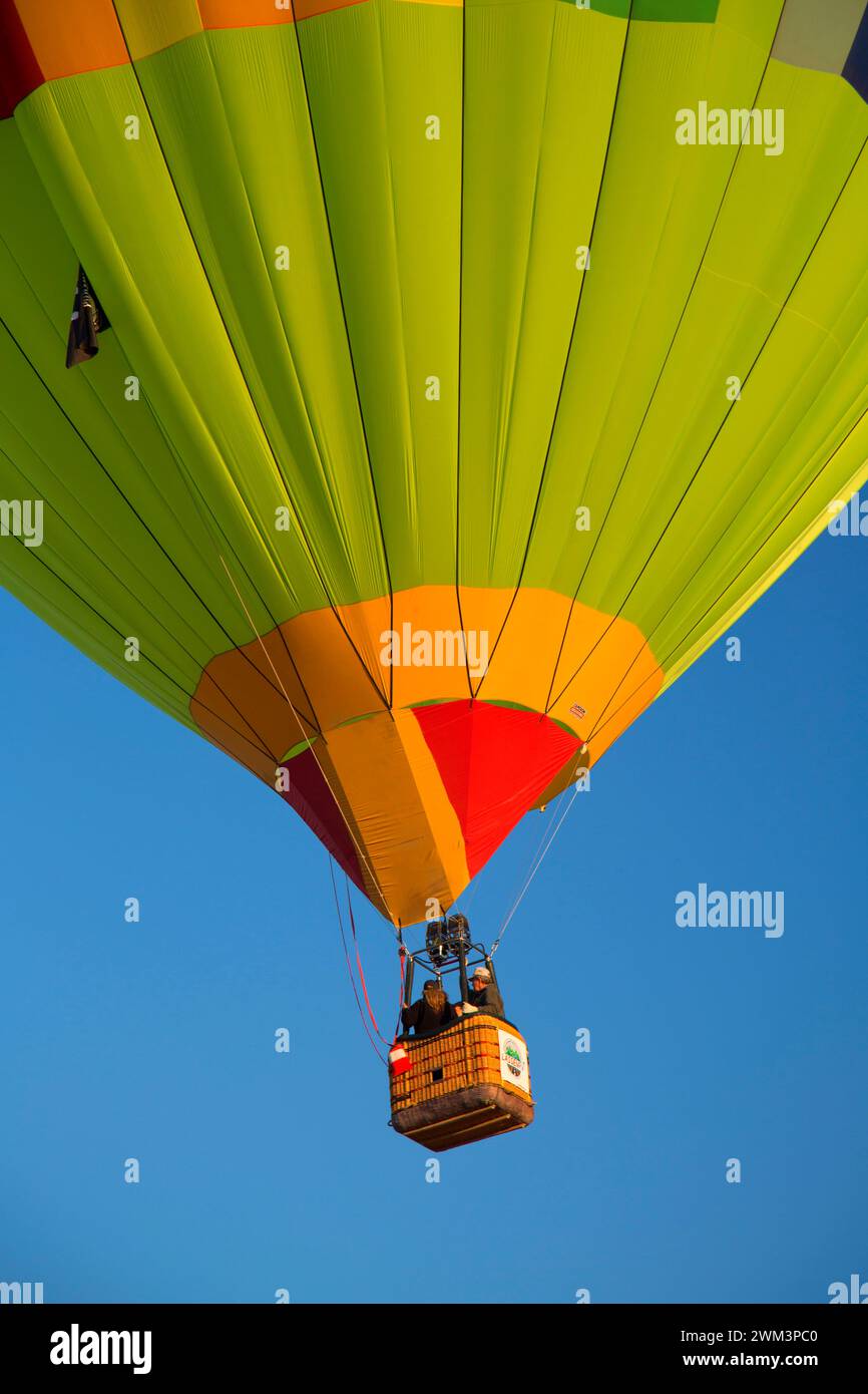 Hot air balloon, Northwest Art and Air Festival, Timber Linn Park