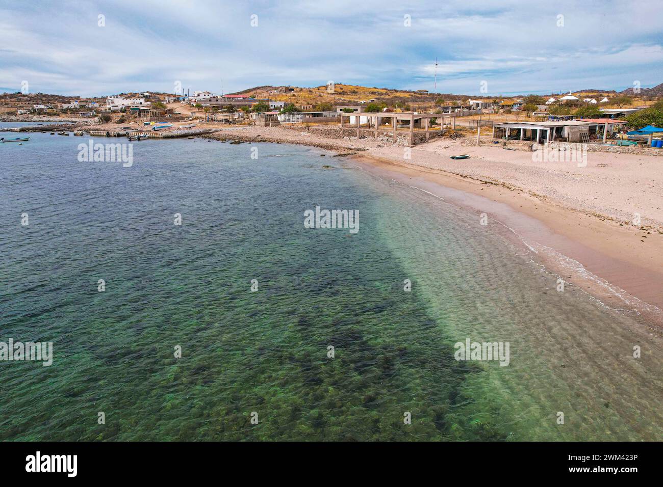 Bay and beach around San Carlos, Sonora Mexico. Municipality of Nuevo Guaymas Mexico. rocky   (Photo by Luis Gutierrez/ Norte Photo/)   Bahia  y  playa alrededor de San Carlos, Sonora Mexico. Municipio Nuevo Guaymas Mexico .  (Photo by  Luis Gutierrez/ Norte Photo/) Stock Photo