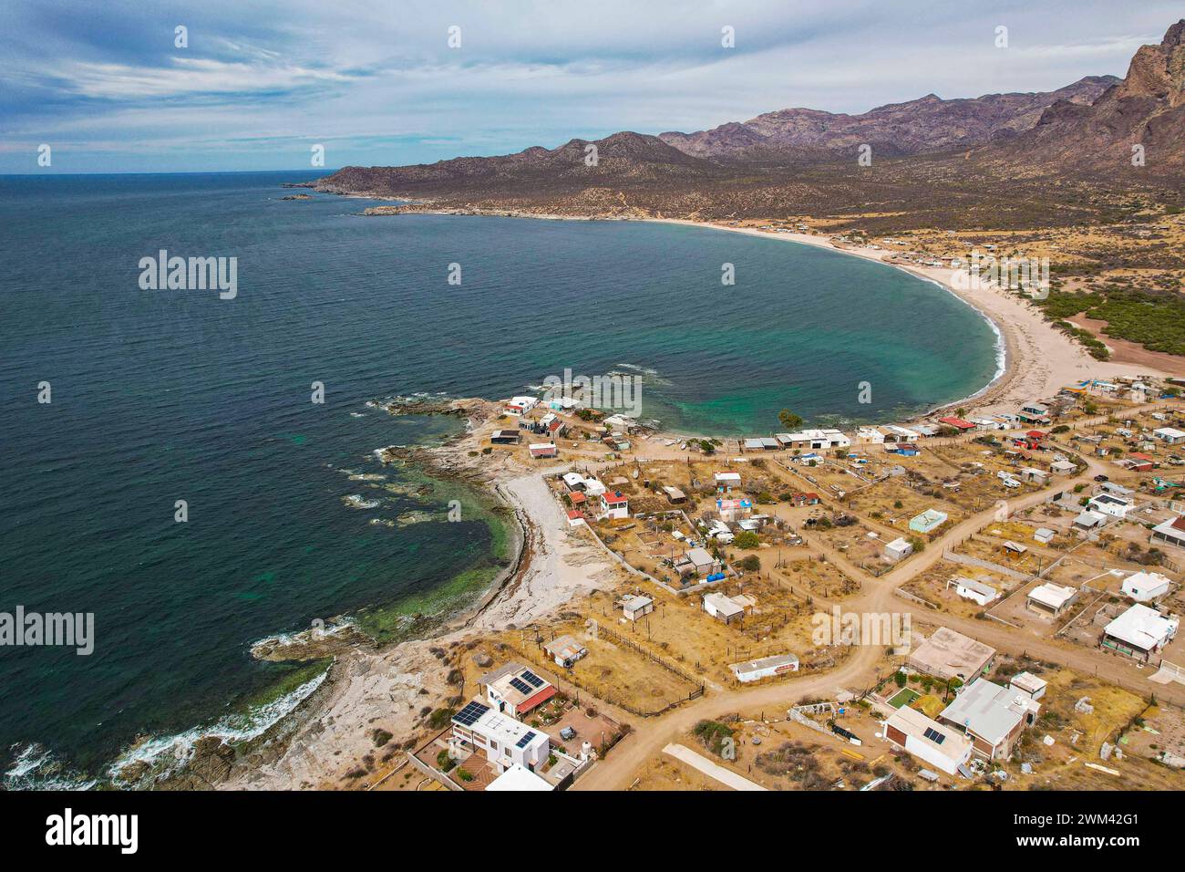 Bay and beach around San Carlos, Sonora Mexico. Municipality of Nuevo Guaymas Mexico. rocky   (Photo by Luis Gutierrez/ Norte Photo/)   Bahia  y  playa alrededor de San Carlos, Sonora Mexico. Municipio Nuevo Guaymas Mexico .  (Photo by  Luis Gutierrez/ Norte Photo/) Stock Photo