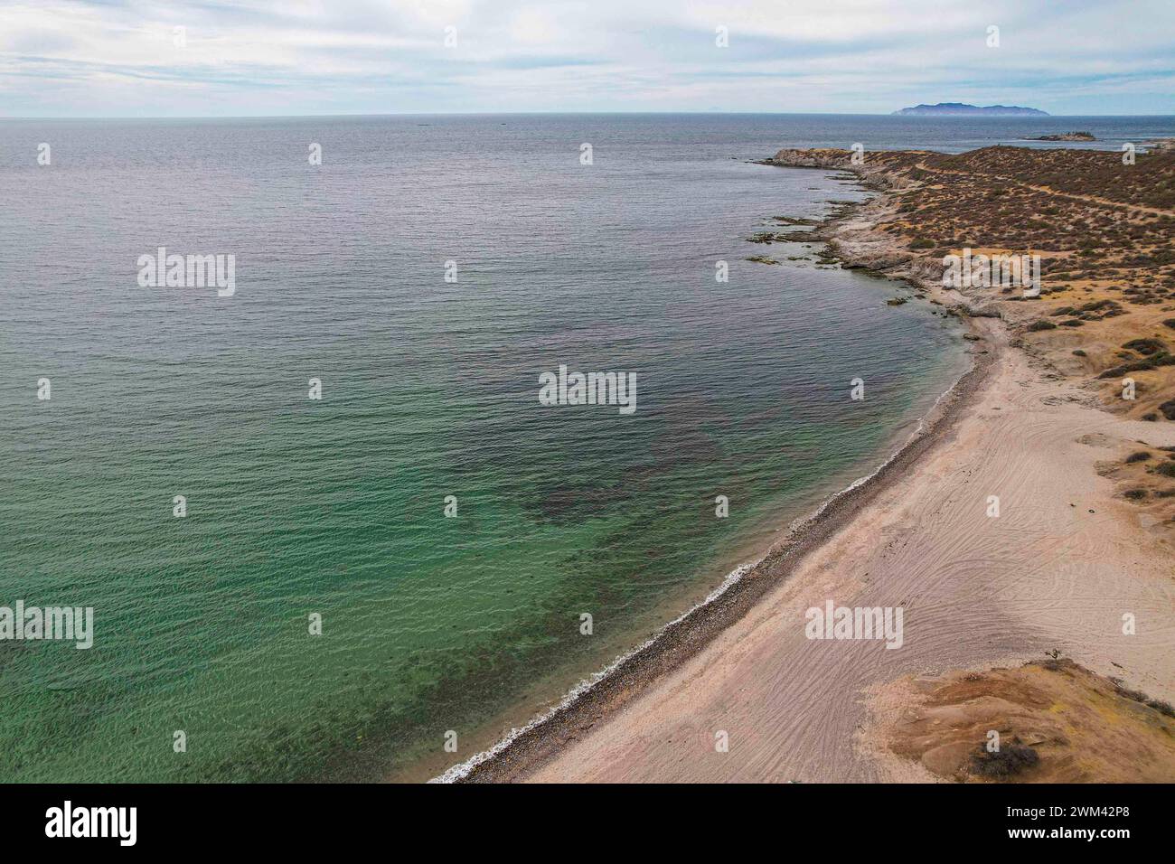 Bay and beach around San Carlos, Sonora Mexico. Municipality of Nuevo Guaymas Mexico. rocky   (Photo by Luis Gutierrez/ Norte Photo/)   Bahia  y  playa alrededor de San Carlos, Sonora Mexico. Municipio Nuevo Guaymas Mexico .  (Photo by  Luis Gutierrez/ Norte Photo/) Stock Photo