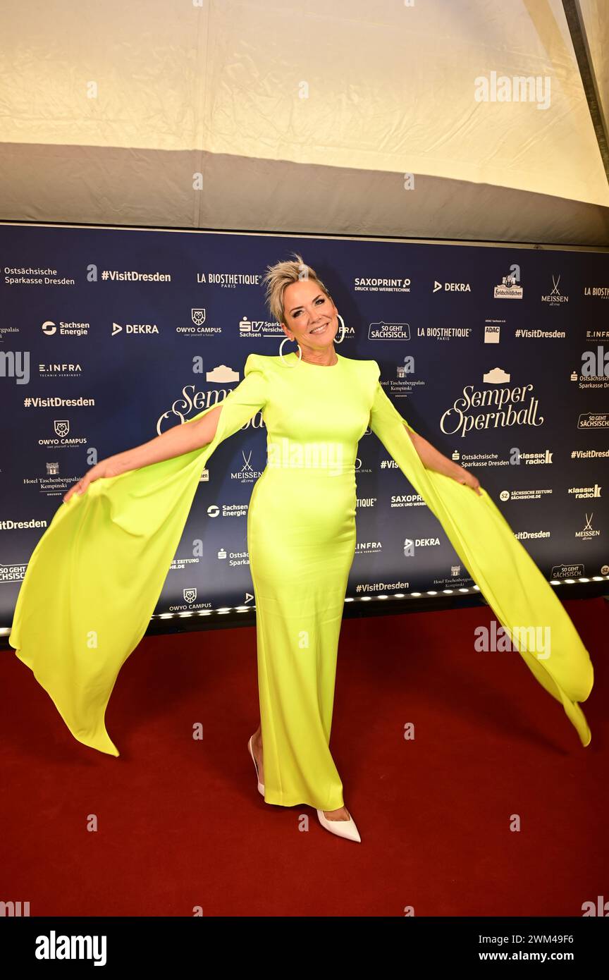 Inka Bause beim 16. SemperOpernball 2024 in der Semperoper. Dresden, 23