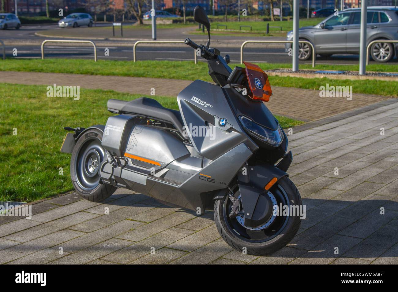 2023 Grey BMW Motorrad CE 04 electrically powered zero-emissions ...